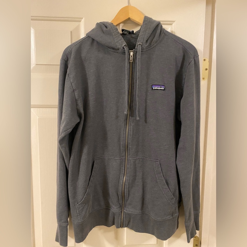 PATAGONIA ZIP UP HOODIE